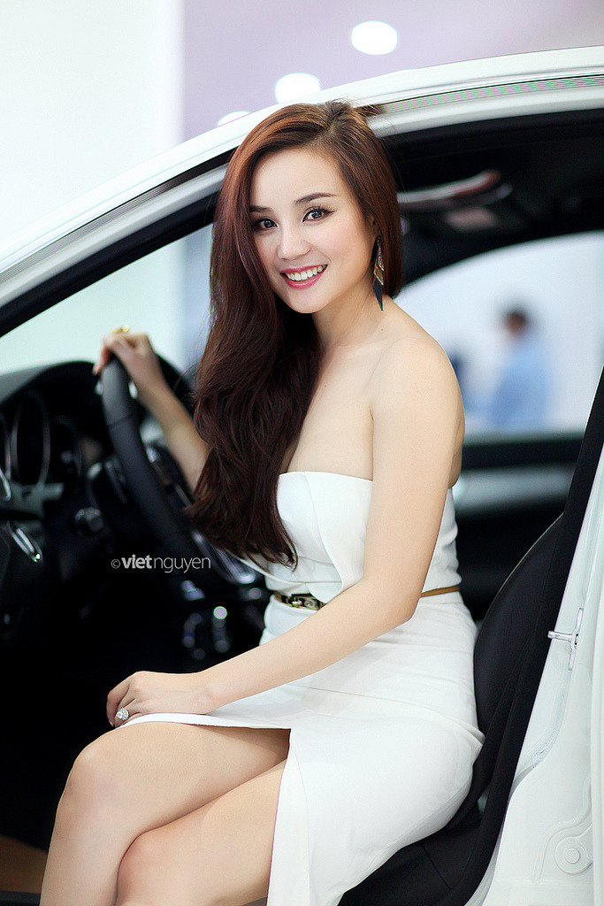 女职员职场恋爱